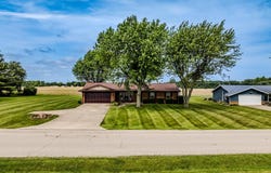 501 N County Road 800 E, Parker City, IN 47368