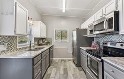 7067 Comanche TRL, Austin, TX 78732
