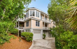 26 Beachwood East, Isle of Palms, SC 29451