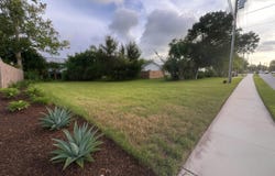 404 CROSSWINDS DRIVE, PALM HARBOR, FL 34683