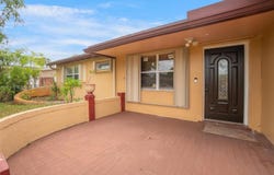 3549 NW 39th Ave, Lauderdale Lakes, FL 33309