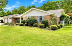 1806 Highland Dr, Elba, AL 36323