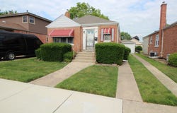 5615 S Nordica Avenue, Chicago, IL 60638