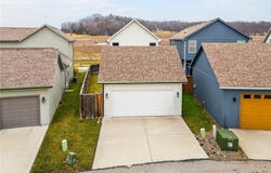 930 S Harmony Avenue, Independence, MO 64056
