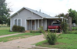 1008 10th St, Ballinger, TX 76821