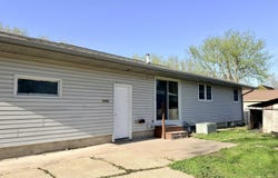 1012 E 4TH ST, Storm Lake, IA 50588