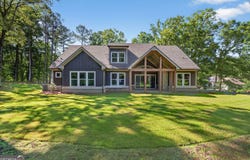 1011 Peachtree, Greensboro, GA 30642