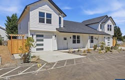 1251 Brown (-1255) St, Woodburn, OR 97071