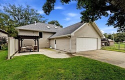 509 ALDERSON ST, Sloan, IA 51055