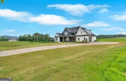 152 Palisade, Rydal, GA 30171
