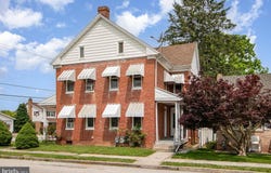 303 RIDGE, MCSHERRYSTOWN, PA 17344