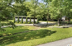 614 Stone Hill Road, Mammoth Cave, KY 42259