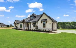 313 Wrangler Court, Weatherford, TX 76085