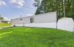140 RUSTIQUE DRIVE, YORK, PA 17408