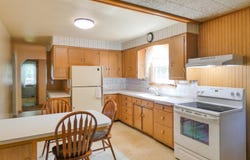 1100 4TH Street, DE PERE, WI 54115