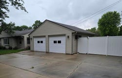 1516 S West Ave, Sioux Falls, SD 57105