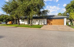 2805 Pine, Galveston, TX 77551