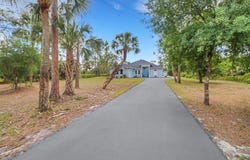 2312 4th, NAPLES, FL 34117