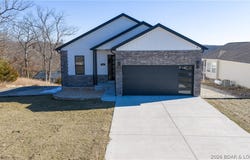 224 Park Place Drive, Kaiser, MO 65047
