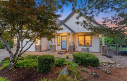 17908 S LAVINE Ln, OregonCity, OR 97045
