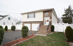 44 Joseph St, Clark Twp., NJ 07066-2509
