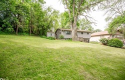 615 W State St, Algona, IA 50511