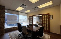 212 S Houston Ave, Cameron, TX 76520