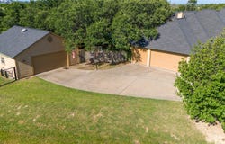 182 Lakeview Drive, Aledo, TX 76008