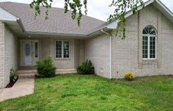 2361 W Heritage Street, Bolivar, MO 65613