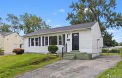 840 La Crosse Drive, Florissant, MO 63031