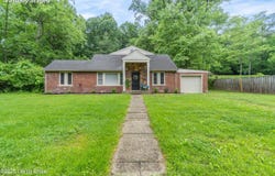8320 Arnoldtown Rd, Louisville, KY 40214
