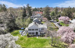 1 N Cherry Lane, Rumson, NJ 07760