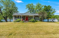66 E Shore Drive, Berne, NY 12059