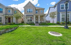 6124 Mayfair Mews, North Richland Hills, TX 76180