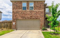 428 Major Lee LN, Jarrell, TX 76537
