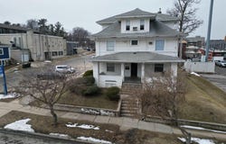 2221 Olive Street, Cedar Falls, IA 50613