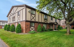 22811 Grove Street, Saint Clair Shores, MI 48080