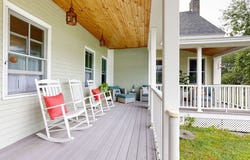 25 Pine Street, Waldoboro, ME 04572