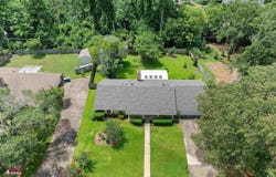 2902 Regent St, Kilgore, TX 75662