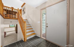 712 Westfield Drive, St. Charles, IL 60174