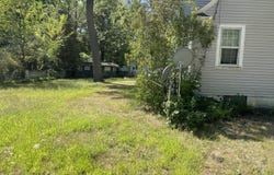 371 E Columbia Avenue, Muskegon Heights, MI 49444