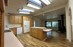 128 SW CANTON ST, John Day, OR 97845