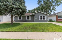 1844 CAMDEN Street, Springfield, IL 62702