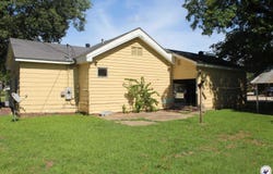 1512 S MAIN ST., Hope, AR 71801