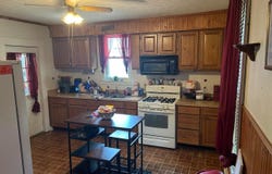 1222 E Chestnut Street, Lancaster, OH 43130