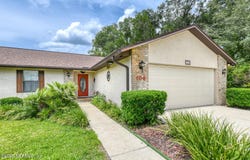 104 W FLAMINGO Drive, Palatka, FL 32177