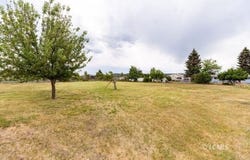 Grant Street, Bonanza, OR 97623