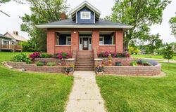 217 E 2ND st., Kingsley, IA 51028