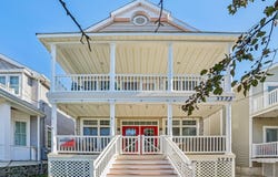 3723 Asbury Avenue, Ocean City, NJ 08226-1719