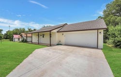 311 N 7th Street, Sayre, OK 73662